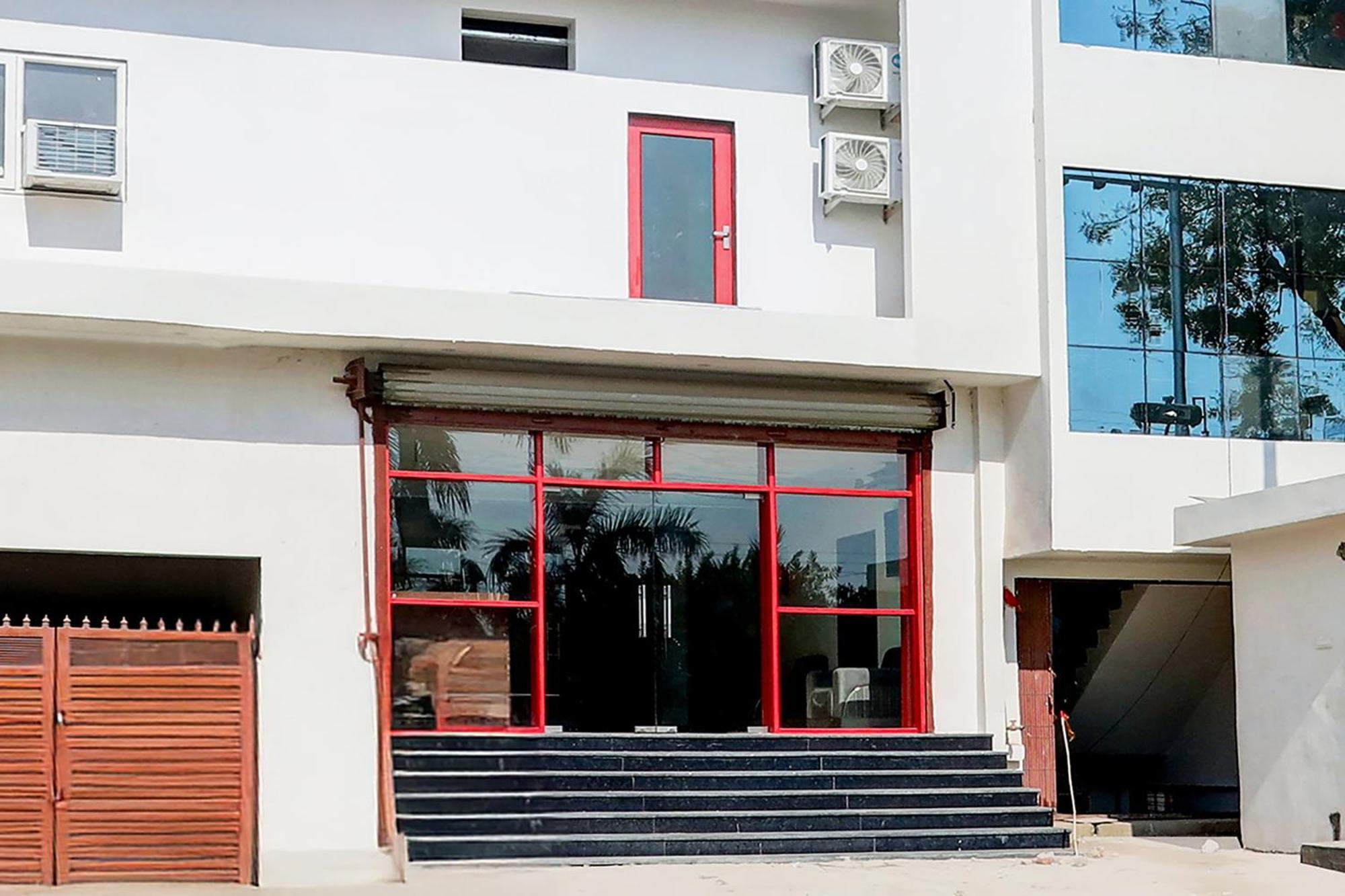 Hotel Super Townhouse Balua Road Pahadiya Varanasi Exterior foto