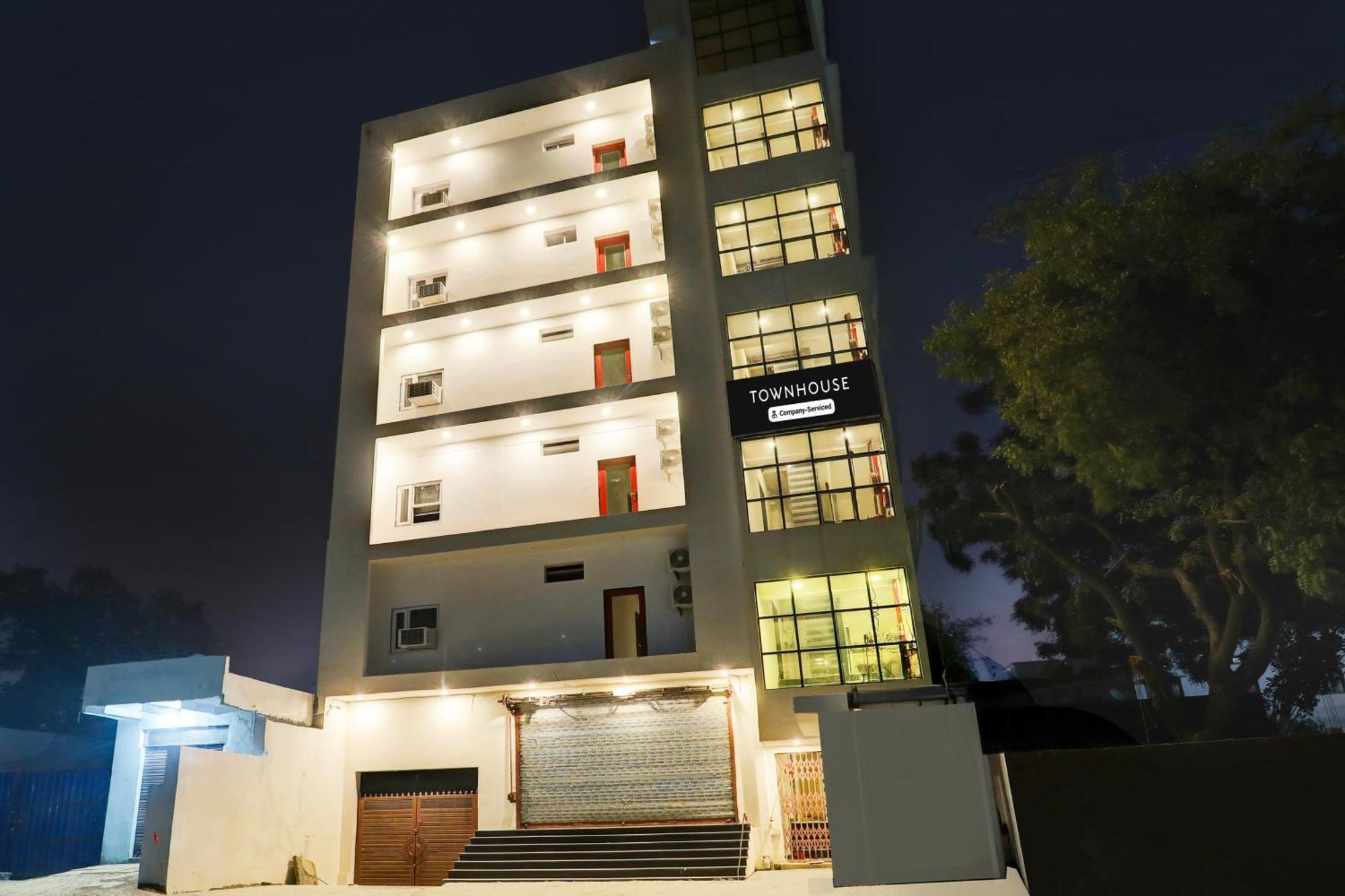 Hotel Super Townhouse Balua Road Pahadiya Varanasi Exterior foto