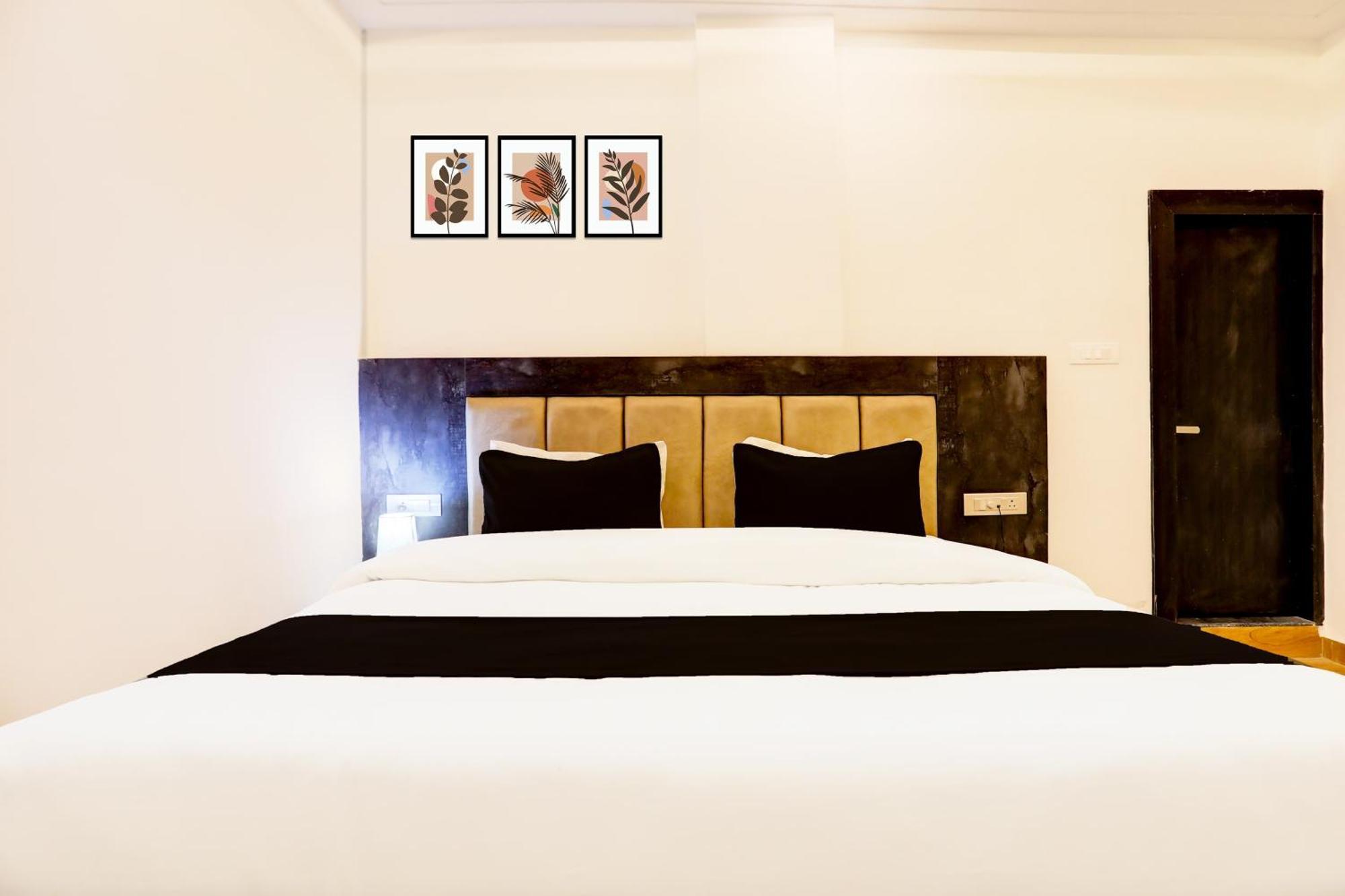 Hotel Super Townhouse Balua Road Pahadiya Varanasi Exterior foto