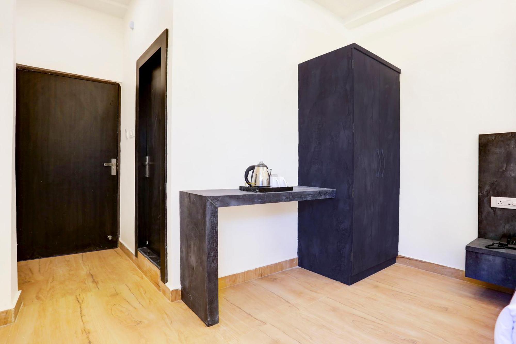 Hotel Super Townhouse Balua Road Pahadiya Varanasi Exterior foto